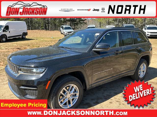 2025 Jeep Grand Cherokee GRAND CHEROKEE LAREDO X 4X4
