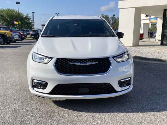 2025 Chrysler Pacifica PACIFICA SELECT