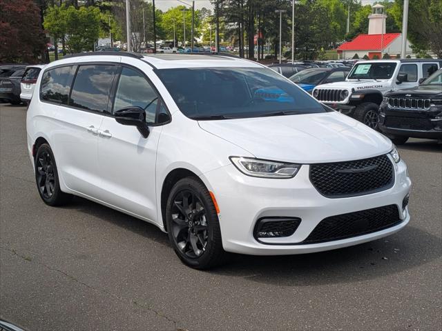 2025 Chrysler Pacifica PACIFICA LIMITED