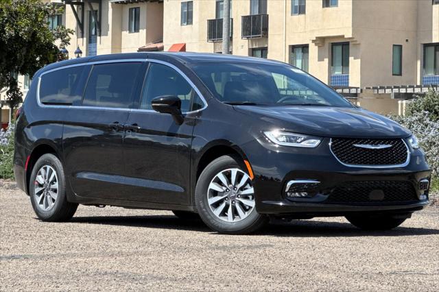 2025 Chrysler Pacifica Hybrid PACIFICA PLUG-IN HYBRID SELECT