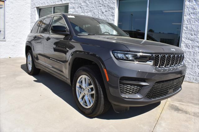 2025 Jeep Grand Cherokee GRAND CHEROKEE LAREDO X 4X2