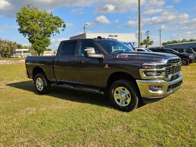 2025 RAM Ram 2500 RAM 2500 TRADESMAN CREW CAB 4X4 64 BOX