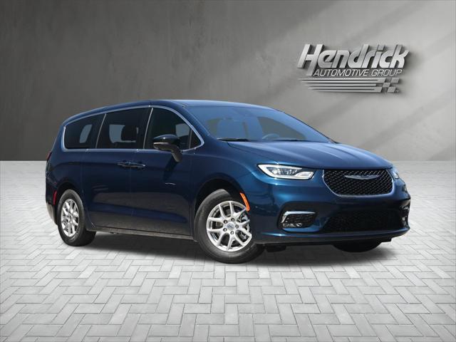 2025 Chrysler Pacifica PACIFICA SELECT