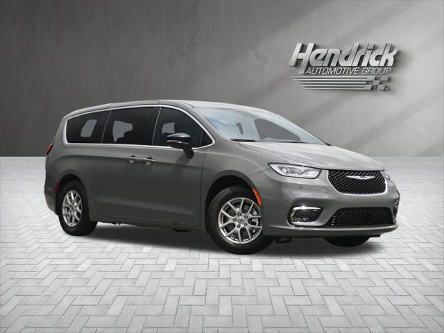 2025 Chrysler Pacifica PACIFICA SELECT
