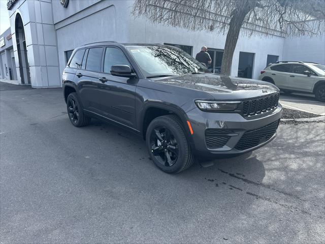 2025 Jeep Grand Cherokee GRAND CHEROKEE ALTITUDE X 4X4