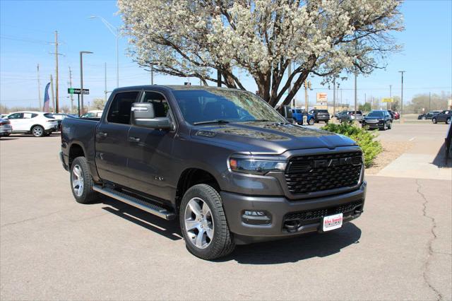 2025 RAM Ram 1500 RAM 1500 TRADESMAN CREW CAB 4X4 57 BOX