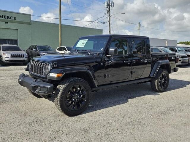 2025 Jeep Gladiator GLADIATOR NIGHTHAWK 4X4 2025 Jeep Gladiator GLADIATOR NIGHTHAWK 4X4