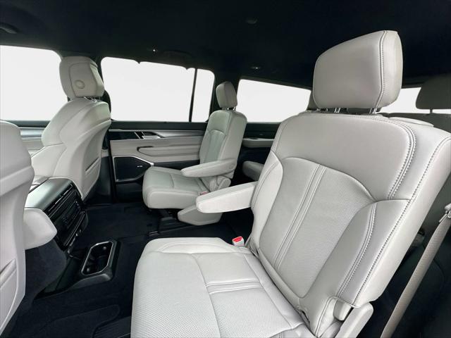 2025 Jeep Wagoneer Carbide 4x4