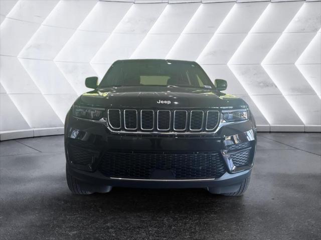 2025 Jeep Grand Cherokee GRAND CHEROKEE LAREDO X 4X2