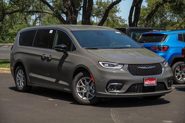 2025 Chrysler Pacifica PACIFICA SELECT
