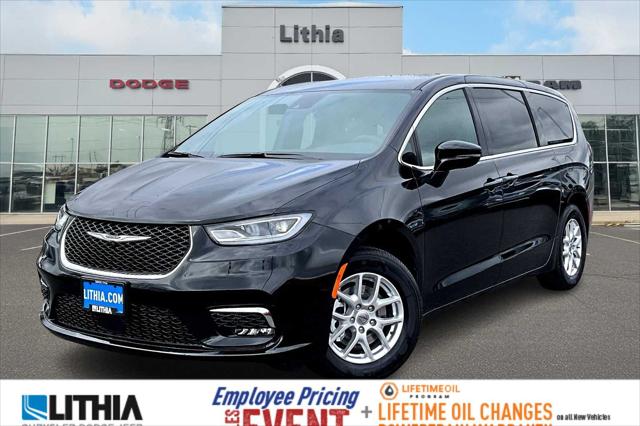 2025 Chrysler Pacifica PACIFICA SELECT