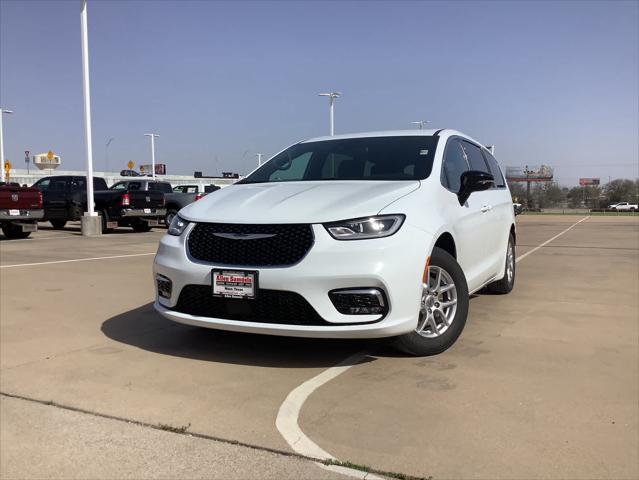 2025 Chrysler Pacifica PACIFICA SELECT