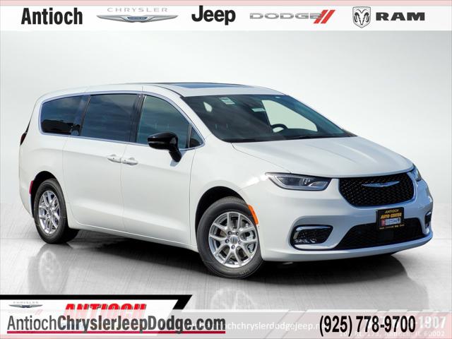 2025 Chrysler Pacifica PACIFICA SELECT