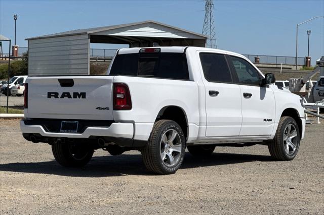2025 RAM Ram 1500 RAM 1500 TRADESMAN CREW CAB 4X4 57 BOX