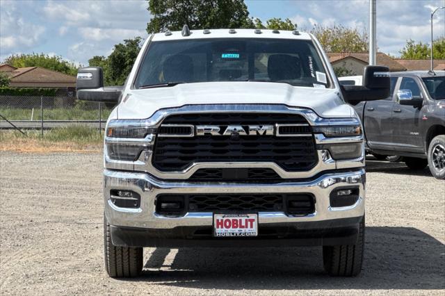 2025 RAM Ram 2500 RAM 2500 TRADESMAN CREW CAB 4X4 8 BOX