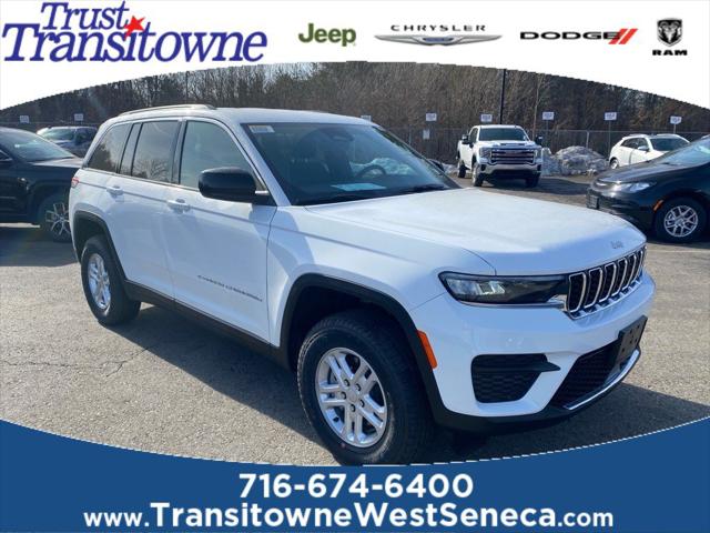 2025 Jeep Grand Cherokee GRAND CHEROKEE LAREDO 4X4