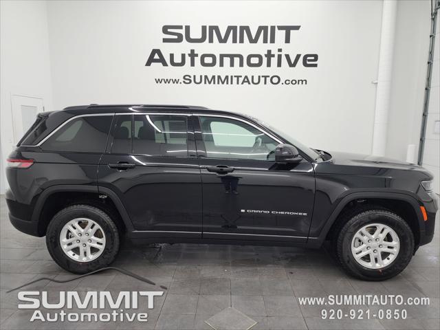 2025 Jeep Grand Cherokee GRAND CHEROKEE LAREDO 4X4