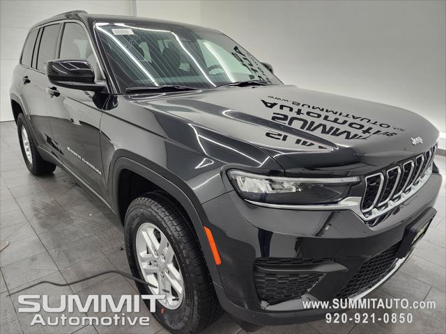 2025 Jeep Grand Cherokee GRAND CHEROKEE LAREDO 4X4