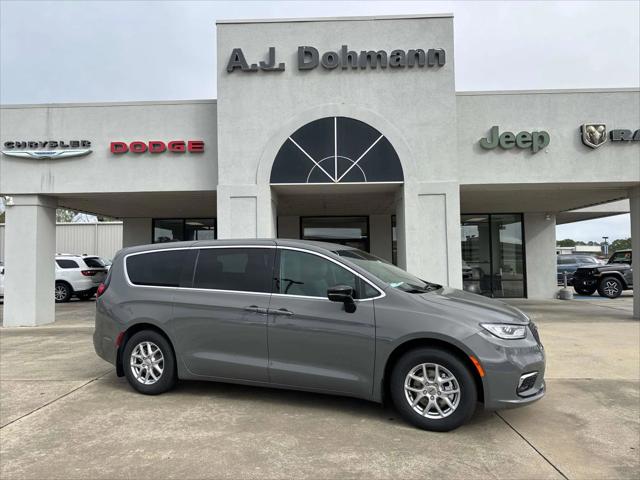 2025 Chrysler Pacifica PACIFICA SELECT