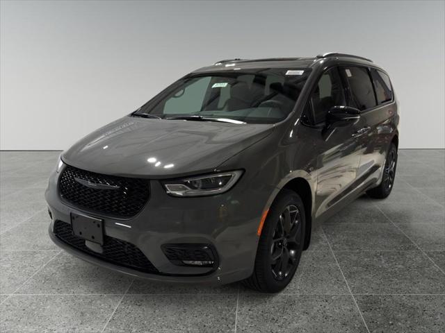 2025 Chrysler Pacifica PACIFICA LIMITED AWD