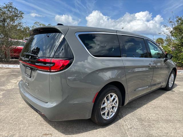 2025 Chrysler Pacifica PACIFICA SELECT