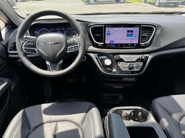 2025 Chrysler Pacifica PACIFICA SELECT