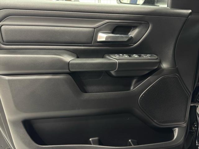 2025 RAM Ram 1500 RAM 1500 WARLOCK CREW CAB 4X4 57 BOX