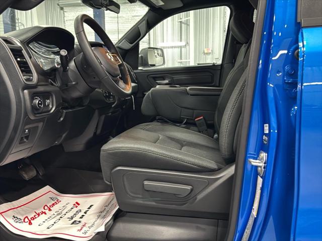 2025 RAM Ram 1500 RAM 1500 WARLOCK CREW CAB 4X4 57 BOX