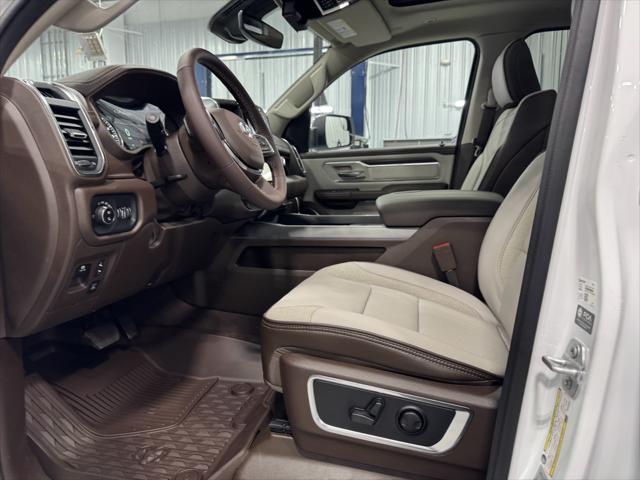 2025 RAM Ram 1500 RAM 1500 LARAMIE CREW CAB 4X4 57 BOX