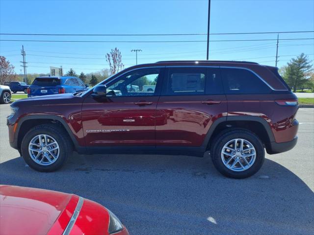 2025 Jeep Grand Cherokee GRAND CHEROKEE LAREDO X 4X4
