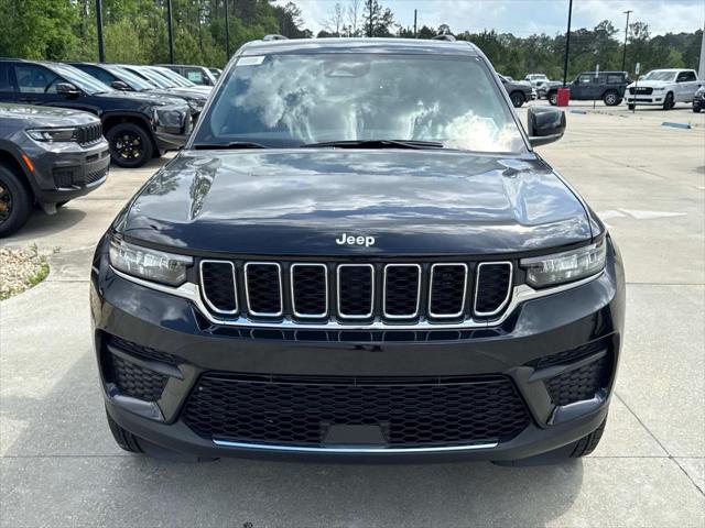 2025 Jeep Grand Cherokee GRAND CHEROKEE LAREDO X 4X2