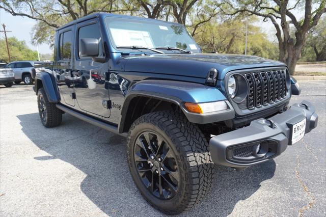 2025 Jeep Gladiator GLADIATOR NIGHTHAWK 4X4