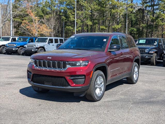 2025 Jeep Grand Cherokee GRAND CHEROKEE LAREDO X 4X2