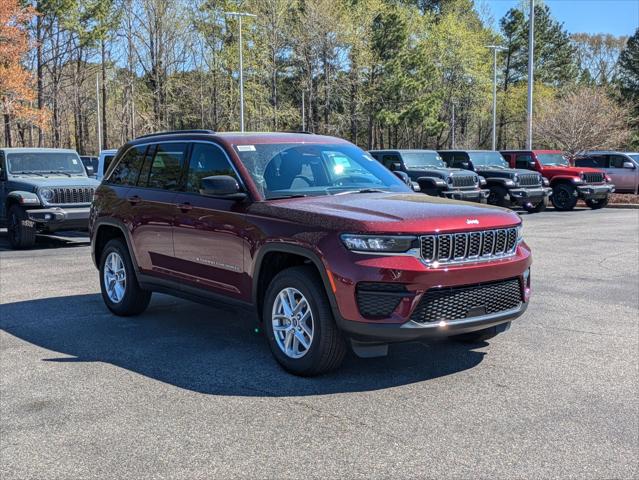 2025 Jeep Grand Cherokee GRAND CHEROKEE LAREDO X 4X2