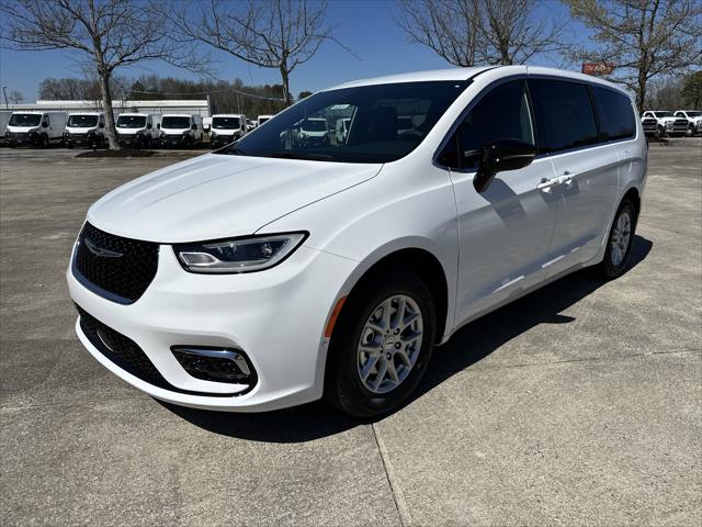 2025 Chrysler Pacifica PACIFICA SELECT