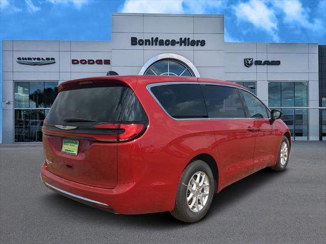 2025 Chrysler Pacifica PACIFICA SELECT