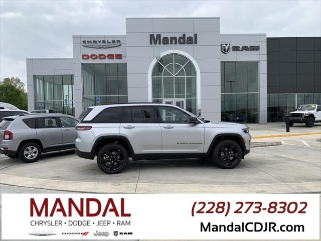 2025 Jeep Grand Cherokee GRAND CHEROKEE ALTITUDE X 4X2