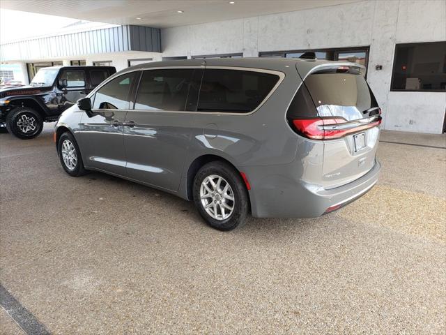 2025 Chrysler Pacifica PACIFICA SELECT