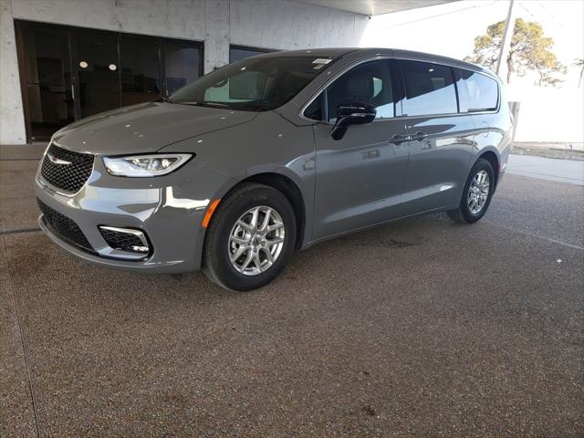 2025 Chrysler Pacifica PACIFICA SELECT