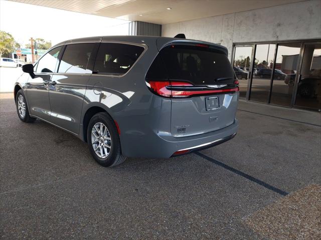 2025 Chrysler Pacifica PACIFICA SELECT