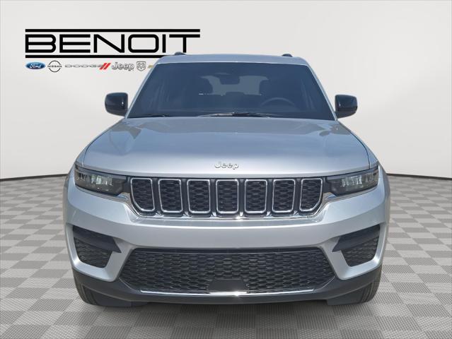 2025 Jeep Grand Cherokee GRAND CHEROKEE LAREDO X 4X2