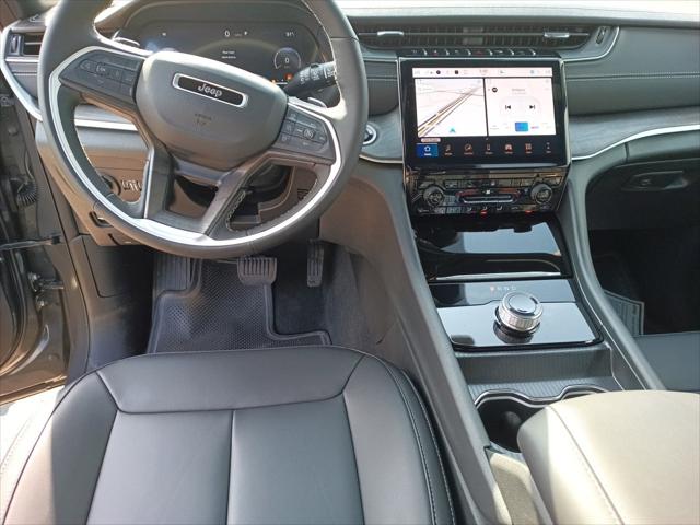 2025 Jeep Grand Cherokee GRAND CHEROKEE LIMITED 4X2