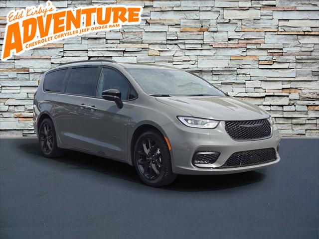 2025 Chrysler Pacifica PACIFICA LIMITED
