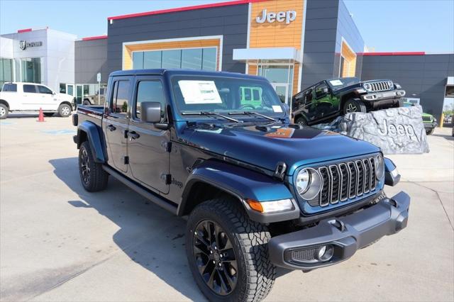 2025 Jeep Gladiator GLADIATOR NIGHTHAWK 4X4
