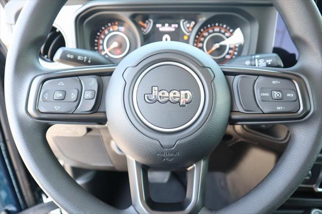 2025 Jeep Gladiator GLADIATOR NIGHTHAWK 4X4