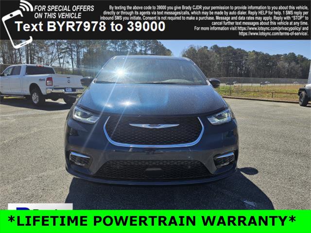 2025 Chrysler Pacifica PACIFICA SELECT