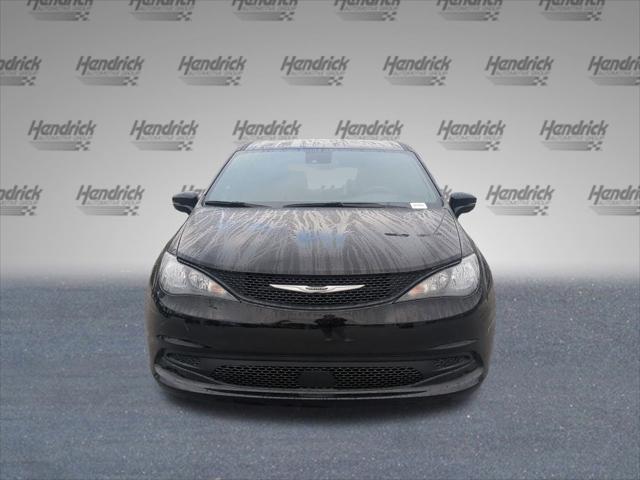 2025 Chrysler Voyager VOYAGER