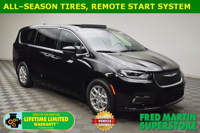 2025 Chrysler Pacifica PACIFICA SELECT