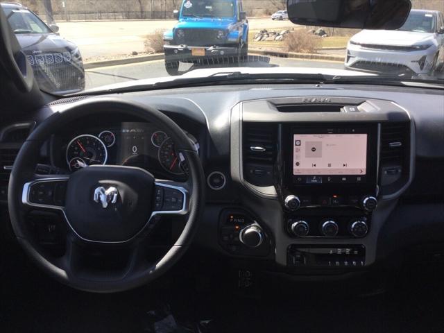 2025 RAM Ram 1500 RAM 1500 TRADESMAN QUAD CAB 4X4 64 BOX