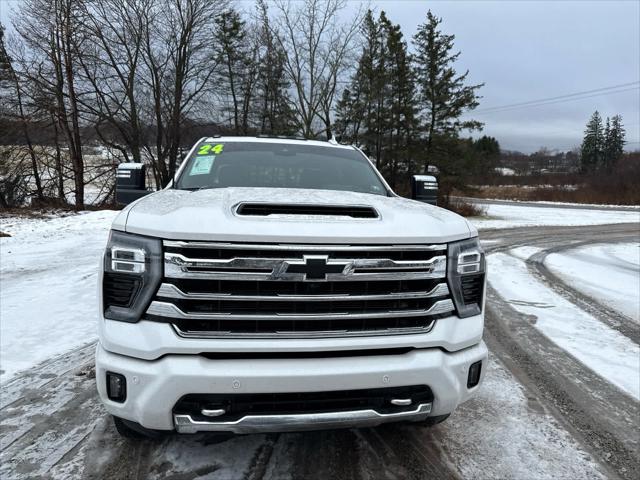 2024 Chevrolet Silverado 3500HD 4WD Crew Cab Standard Bed High Country